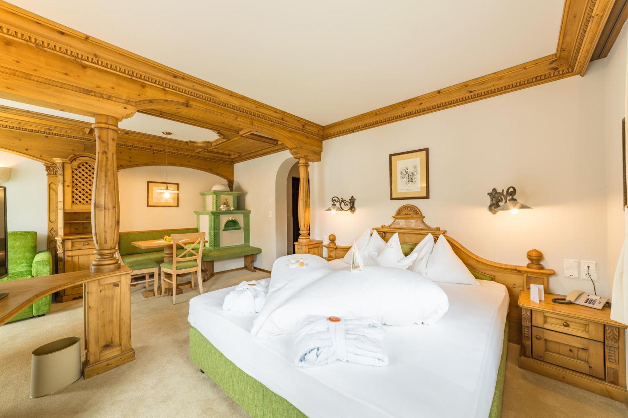Mirabell Dolomites Hotel - Luxury Ayurveda & Spa Olang 외부 사진