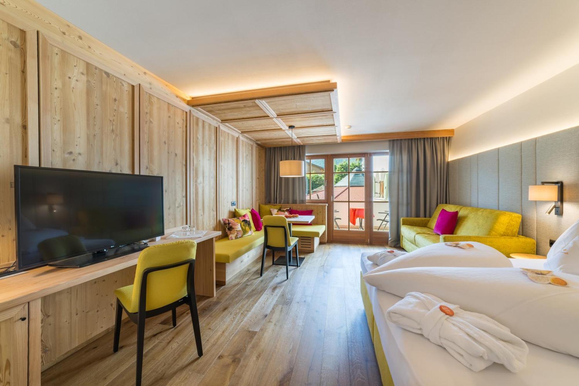 Mirabell Dolomites Hotel - Luxury Ayurveda & Spa Olang 외부 사진