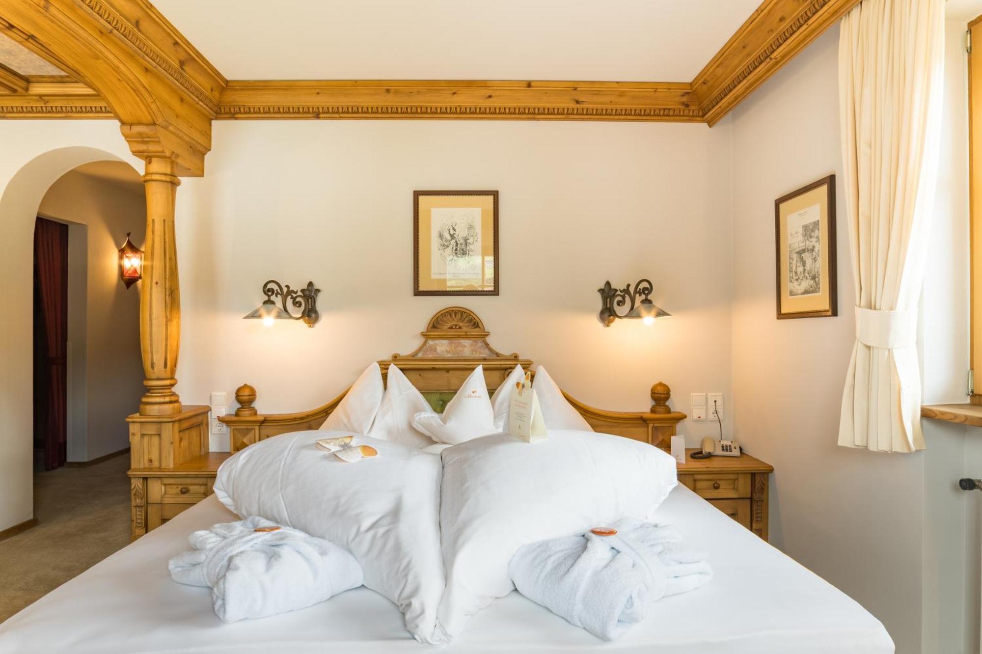 Mirabell Dolomites Hotel - Luxury Ayurveda & Spa Olang 외부 사진