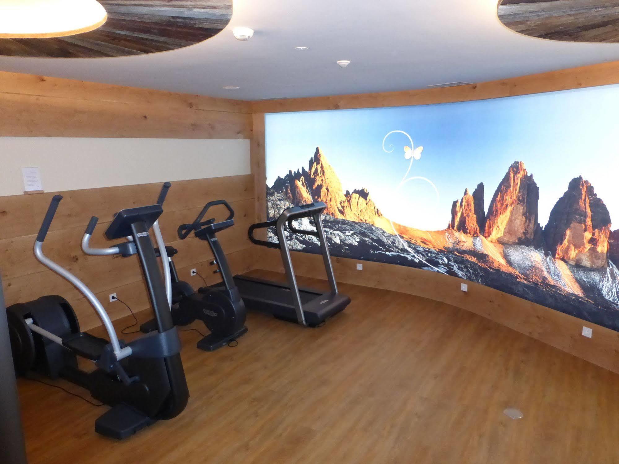 Mirabell Dolomites Hotel - Luxury Ayurveda & Spa Olang 외부 사진